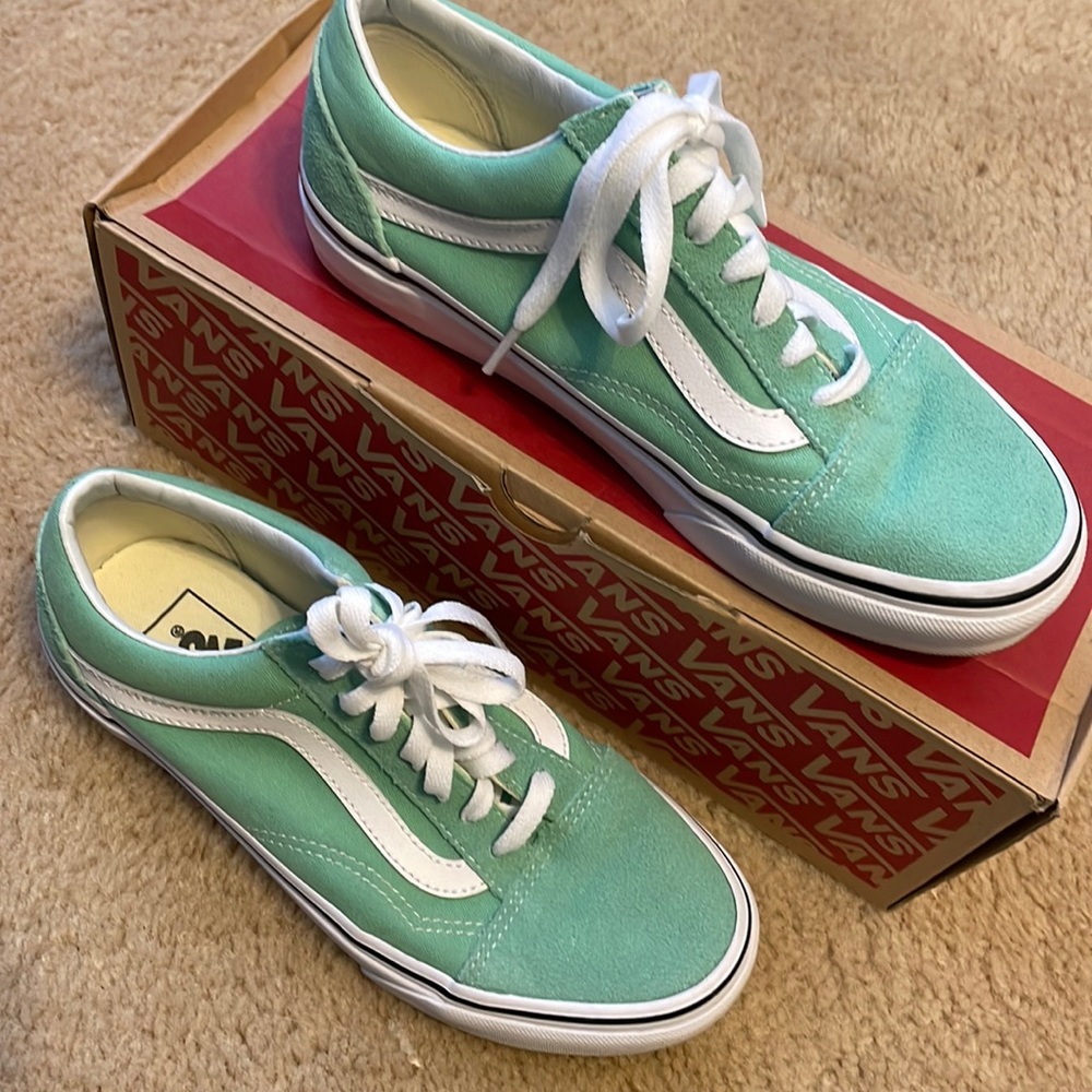 Old skool green white vans
